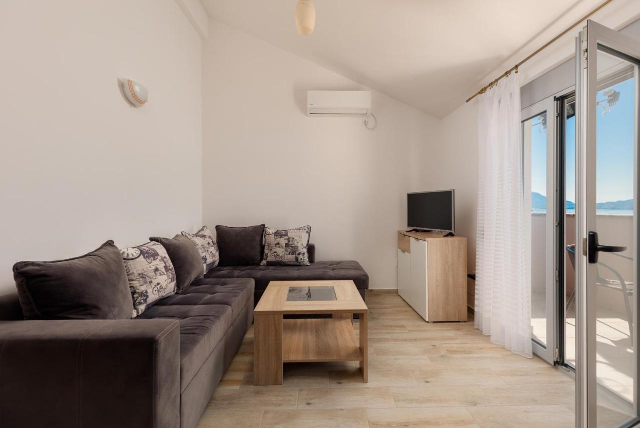 Djukanovic Apartments Bijela Buitenkant foto