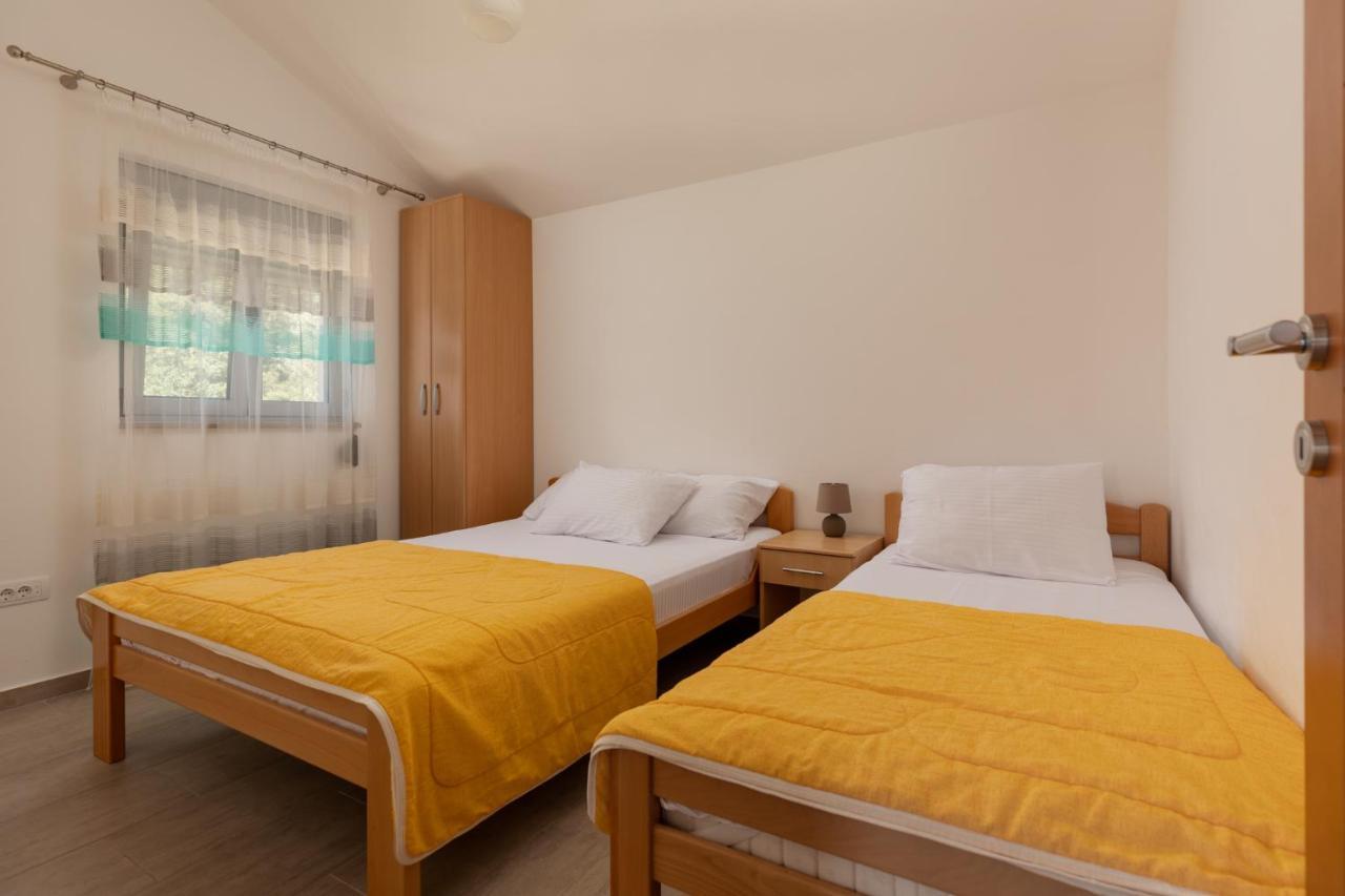 Djukanovic Apartments Bijela Buitenkant foto